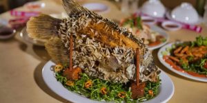 Cá tai tượng chiên xù - một món ăn ngon khó cưỡng tại Cồn Phụng